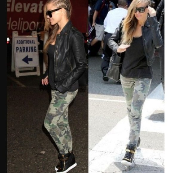 ELIZABETH & JAMES Ozzy Camo Skinny Jeans {C31} - Picture 2 of 11